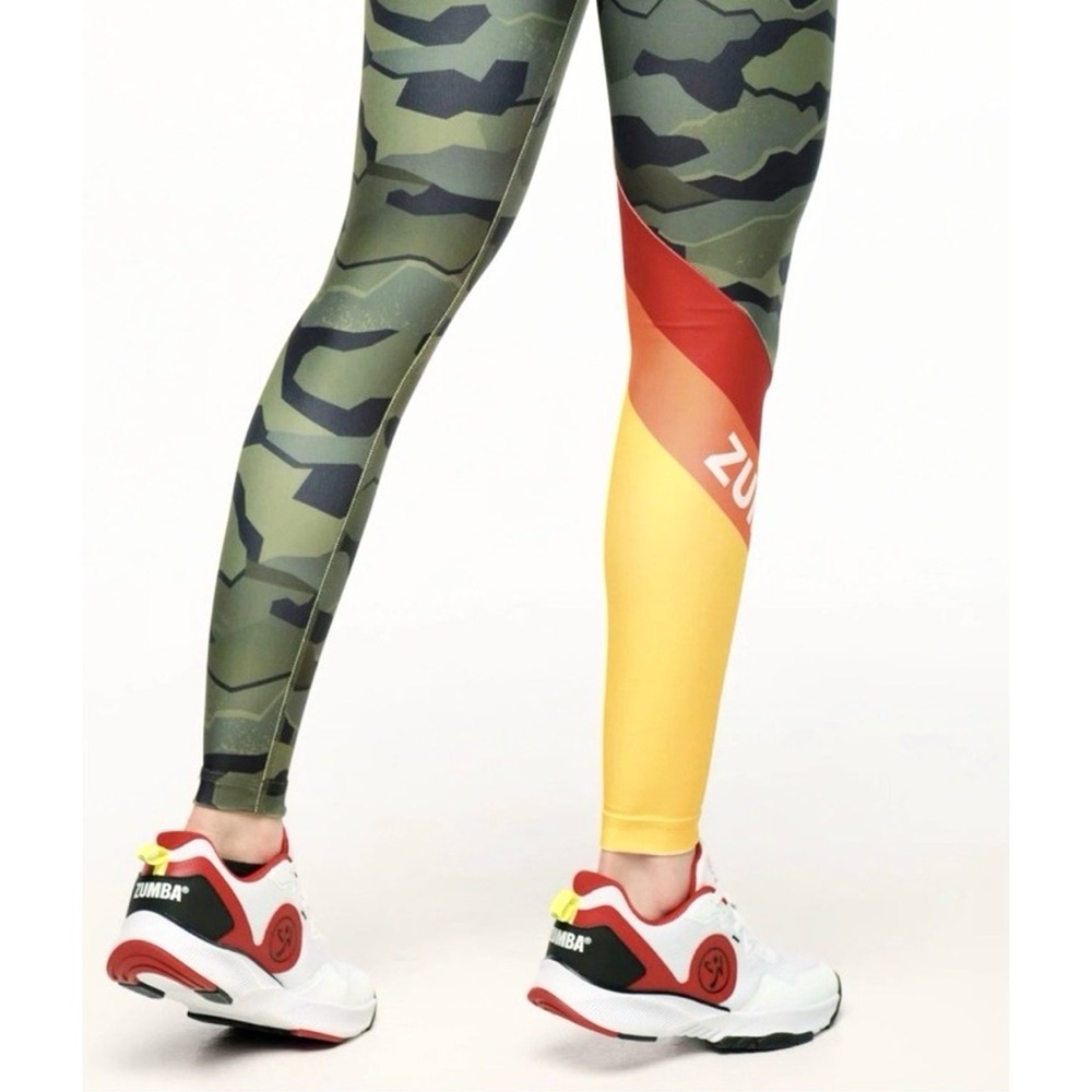 Zumba Train Fitness Trainers Sneakers Designed For High Energy Activities Dance - Picture 4 of 16